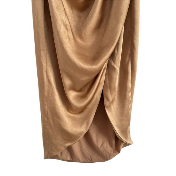 Elliatt Cassini Gold One Shoulder Cocktail Dress| Size S - Picture 6 of 10